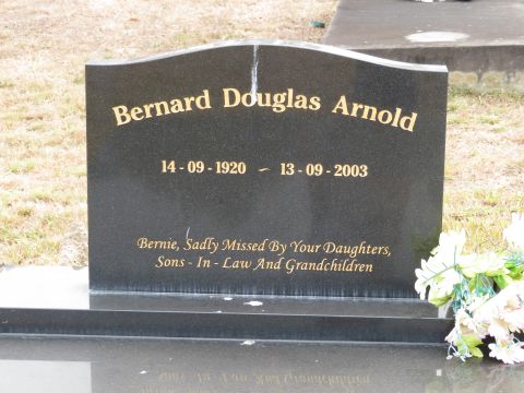 Arnold, Bernard (Bernie) Douglas